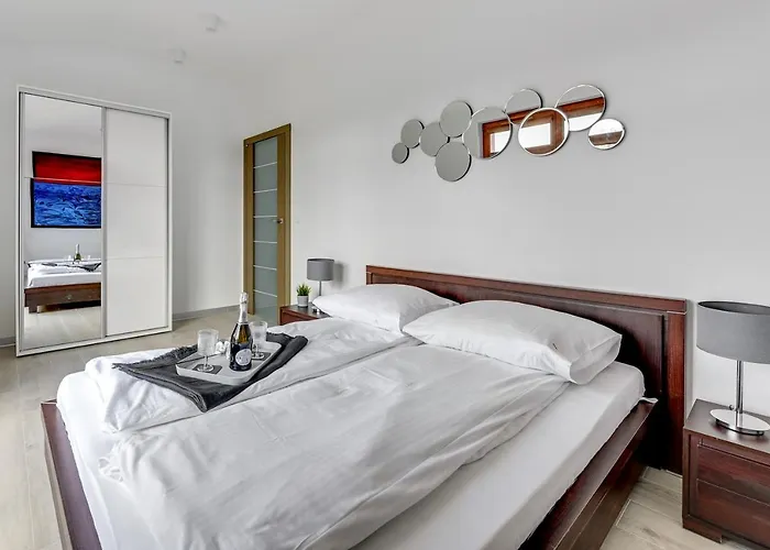 Grand - Neptun Park Escala Seaside